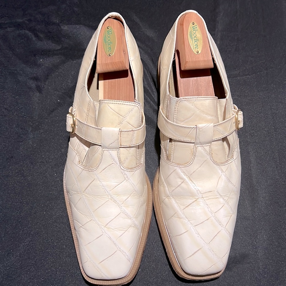 Elegant men’s dress shoes, beautiful design, formal